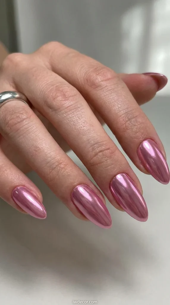 Chrome Pink Almond