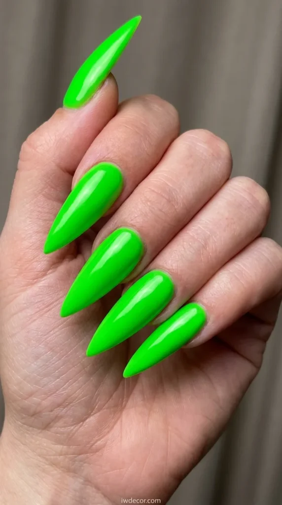 Extreme Stiletto Nail Shape