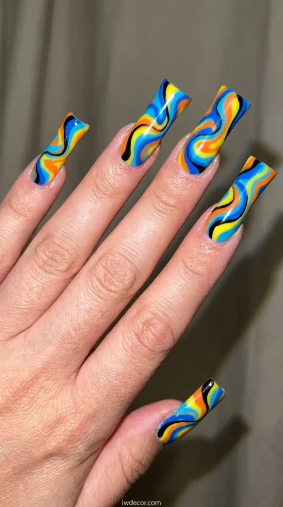 Flare (Duckbill) Nails
