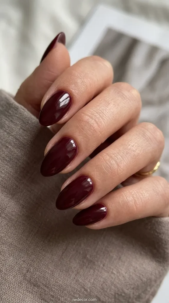why simple winter nails are the chicest