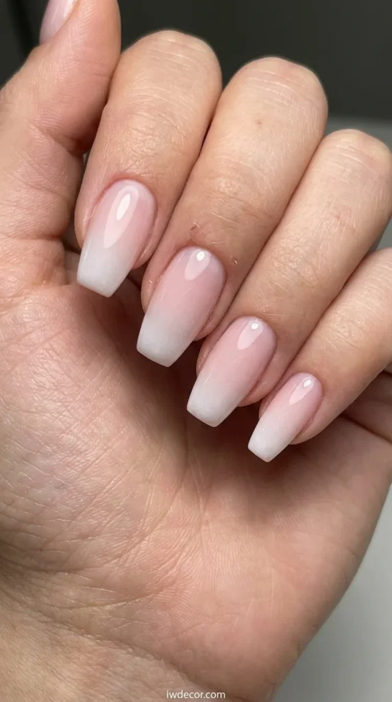 Gradient French Manicure