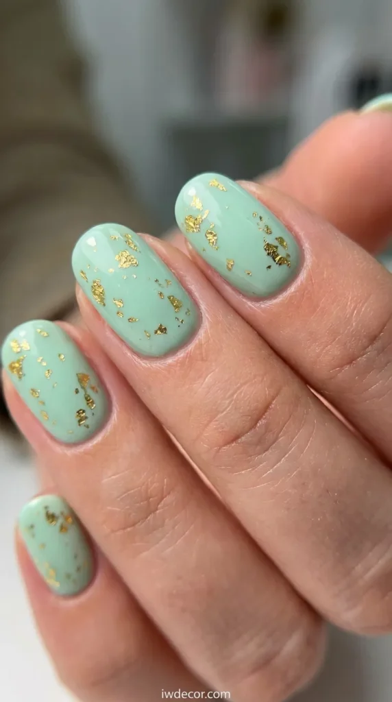 Mint Green & Gold Flakes